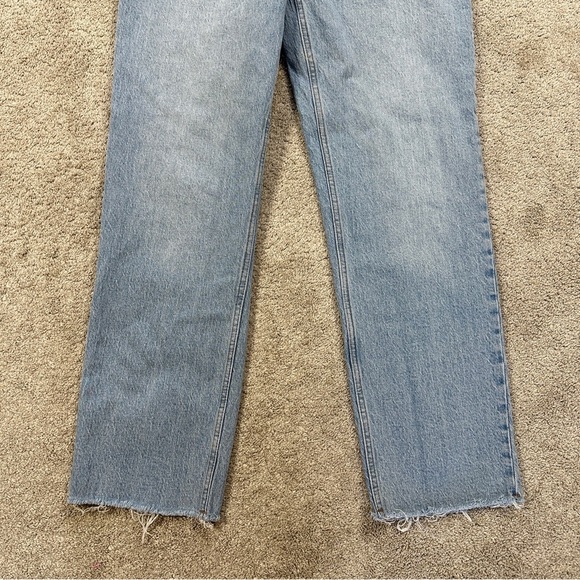 Abercrombie & Fitch The 90s Straight Ultra High Rise Jean Raw Hem in Blue 29/8R - Picture 5 of 16